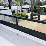 Oasis San Antonio דירה *